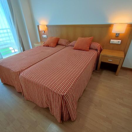 Apartamentos Marsil Montalvo Exterior photo