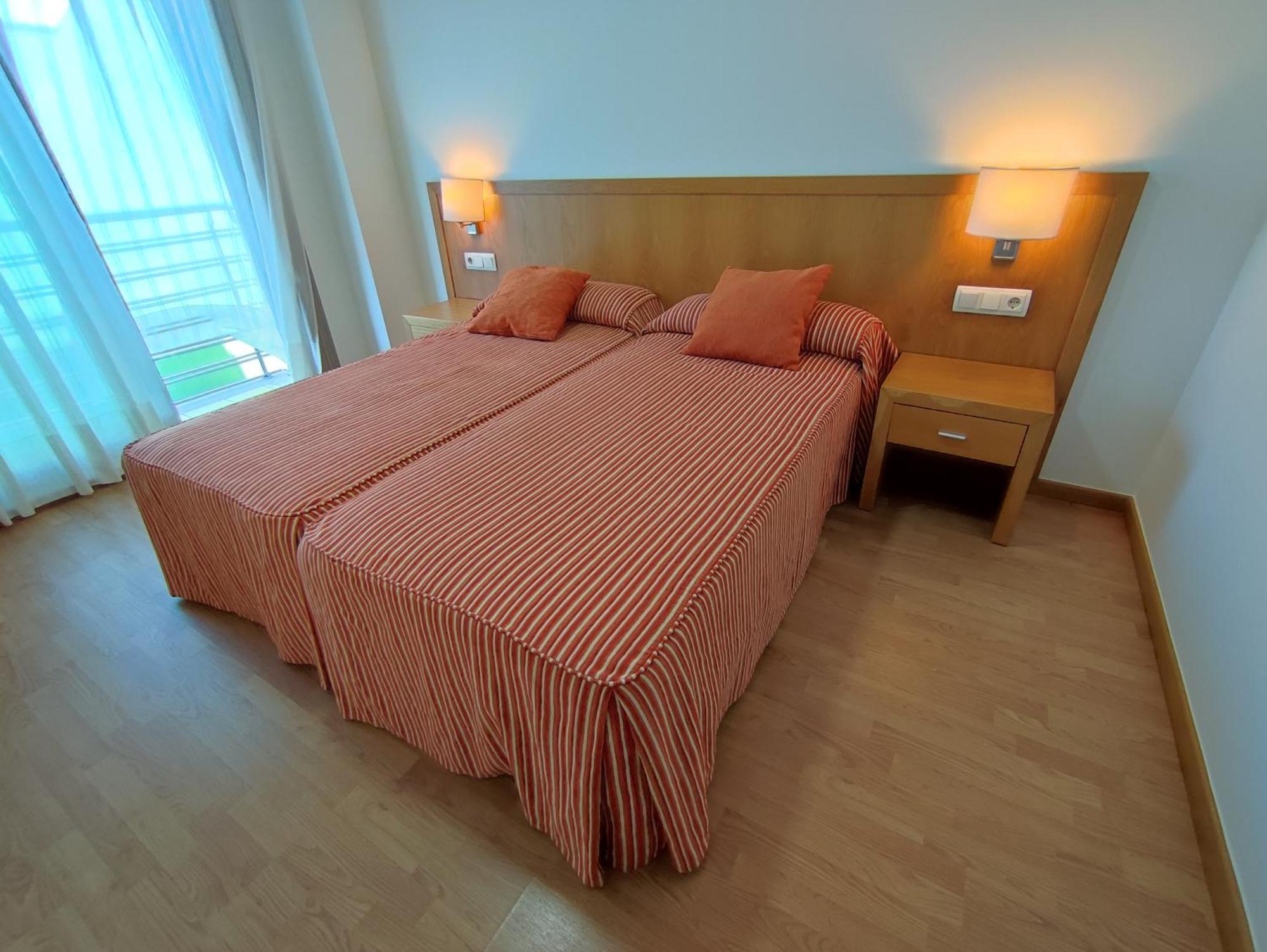 Apartamentos Marsil Montalvo Exterior photo